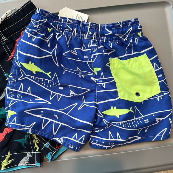 3T NWT swim trunks - Picture 3 of 5
